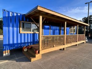 container dorm - blue